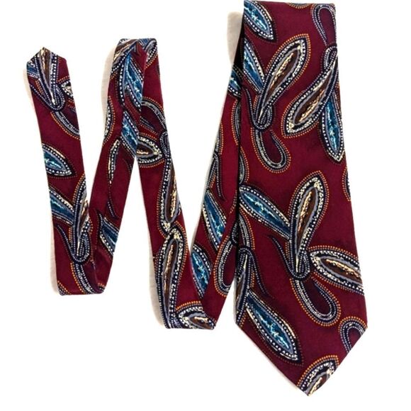 Men's Vintage 100% Italian Silk Tie - Burgandy Paisley Motif - Picture 2 of 11